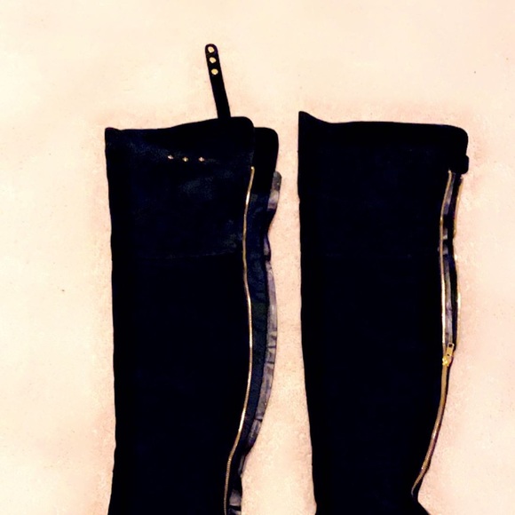SOLD🔥Kelsi Dagger🔥Black Suede Thigh high Boots - Picture 2 of 4